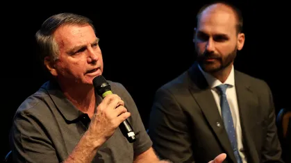 Imagem de Eduardo Bolsonaro afirma que será candidato à Presidência caso pai não possa disputar