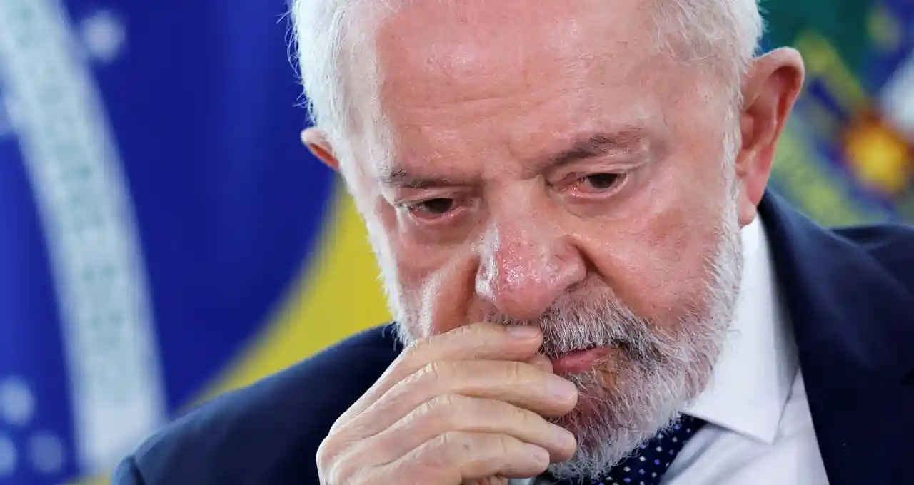 Imagem de Lula reage ao tarifaço de Trump e aciona Camex para possível retaliação