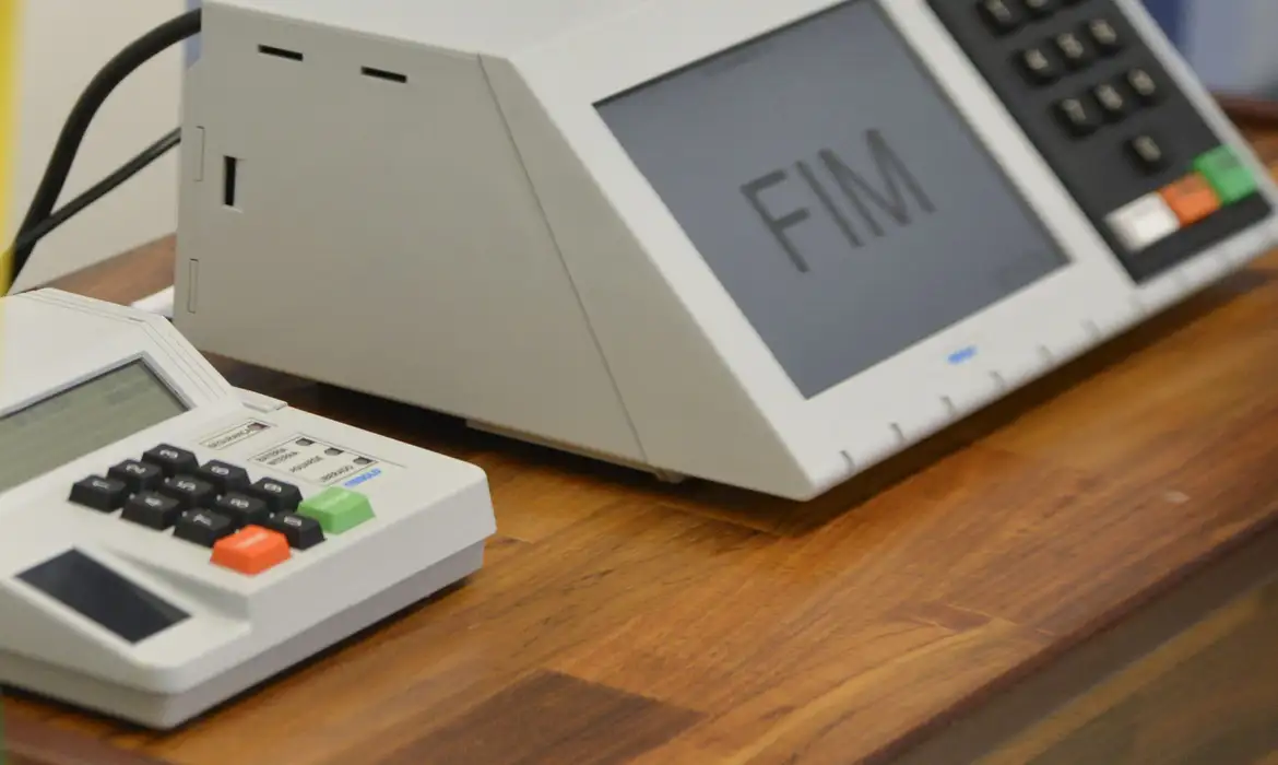 Imagem de STF retoma julgamento sobre candidaturas sem partido