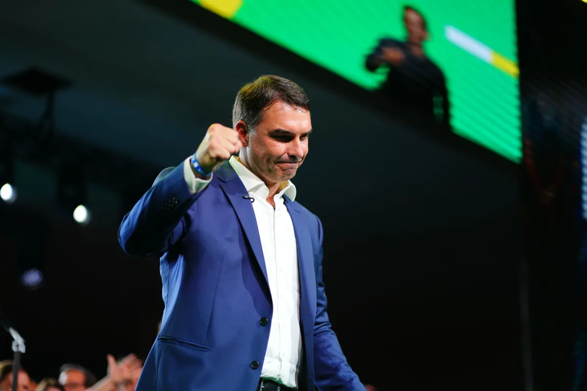 Imagem de Pesquisa BTG/Nexus mostra avanço de Flávio Bolsonaro entre eleitores de menor renda