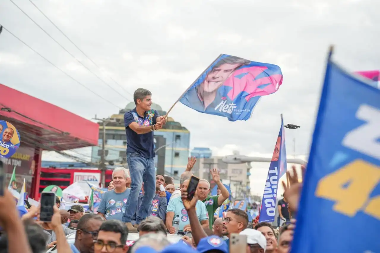 Imagem de ACM Neto lidera com 51,1% dos votos válidos e consolida chance de vitória no 1º turno contra Jerônimo, aponta pesquisa