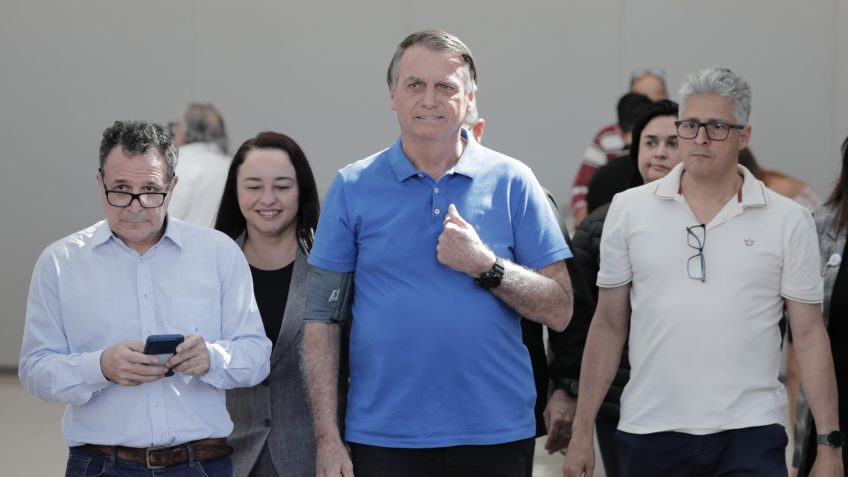 Imagem de Bolsonaro intensifica tratamento e apresenta melhora gradativa em sua saúde