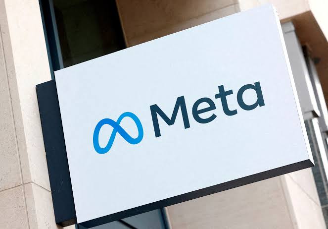 Imagem de Meta fecha acordo de até US$ 17 bilhões nos EUA e amplia restrições para adolescentes