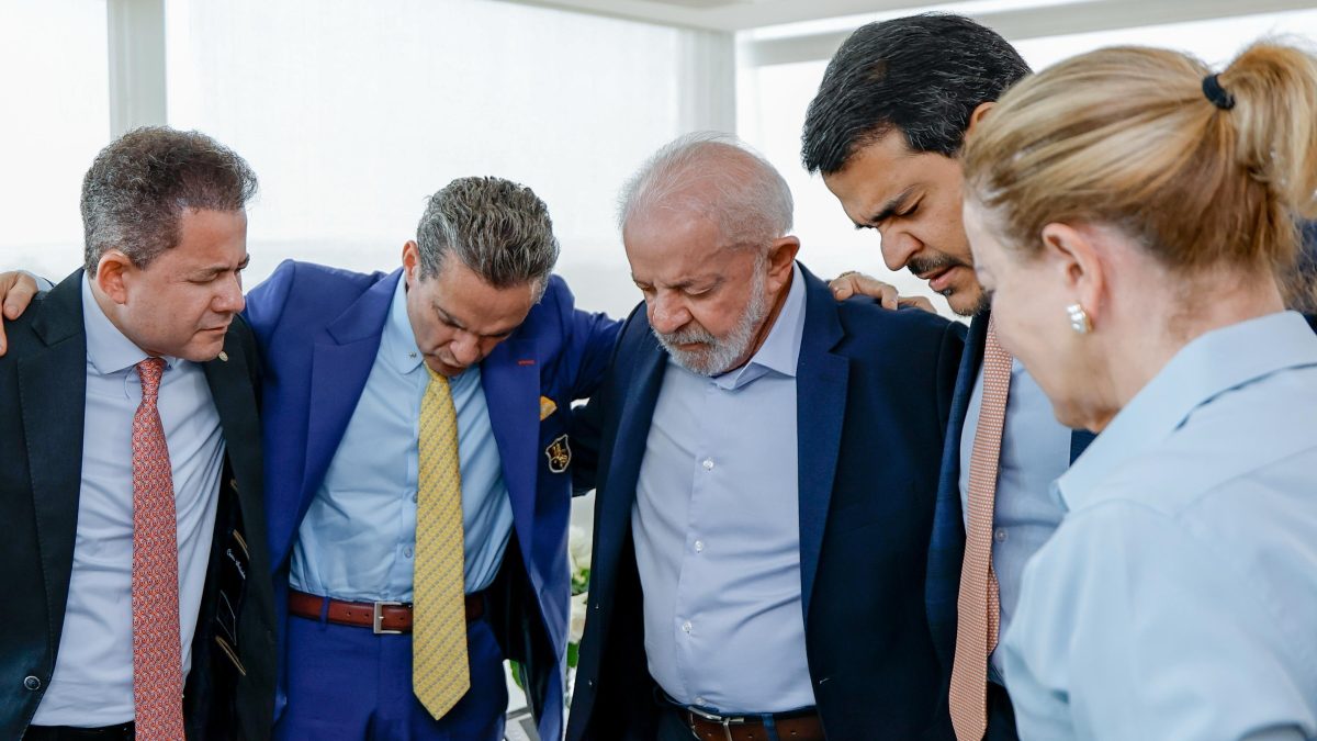 Imagem de Lula recebe pastores evangélicos no Planalto