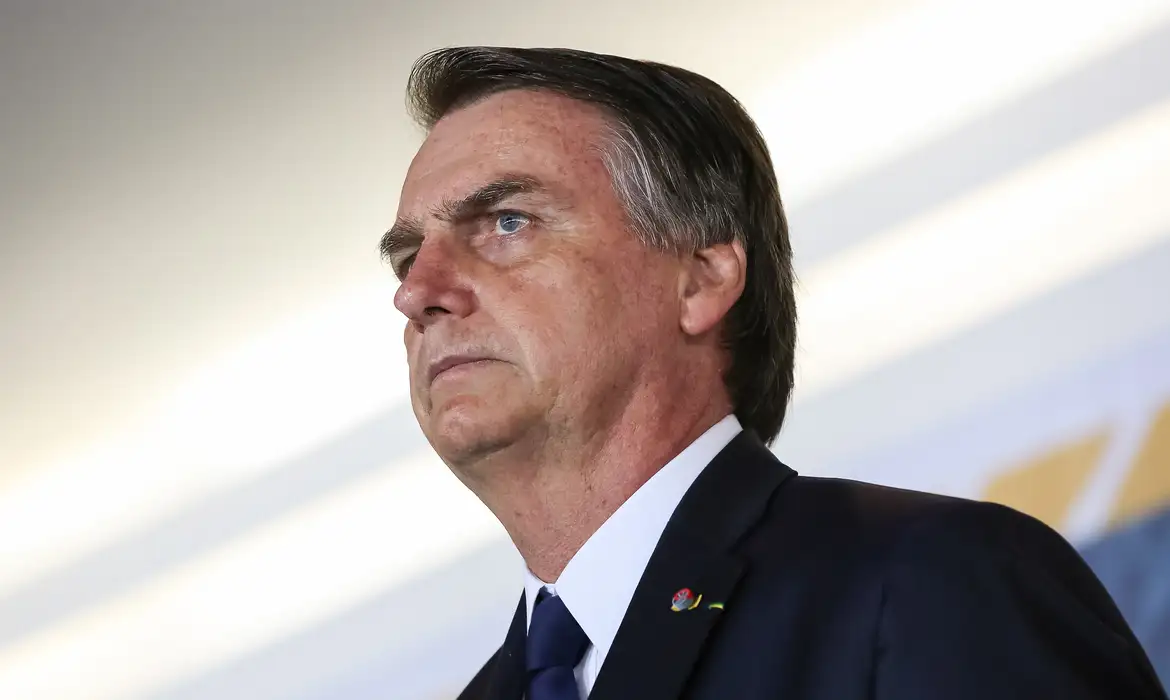 Imagem de Bolsonaro teve 144 atendimentos médicos antes de ter domiciliar negada
