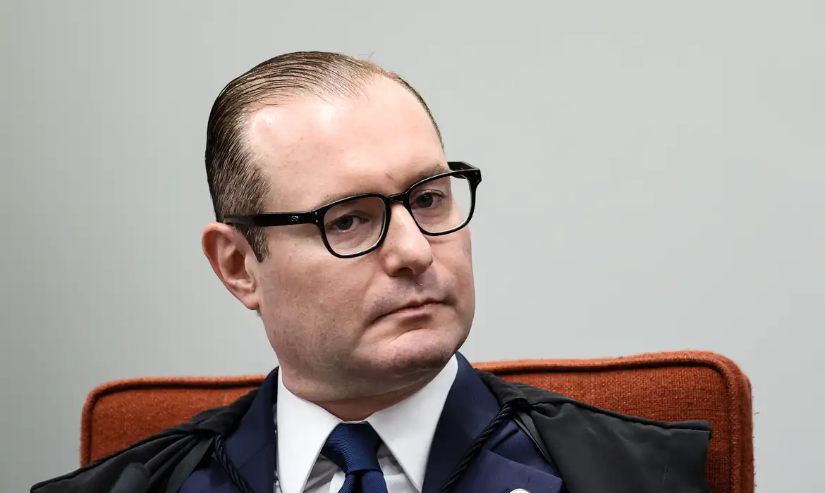 Imagem de STF condena médico por trote universitário e impõe indenização por dano moral coletivo