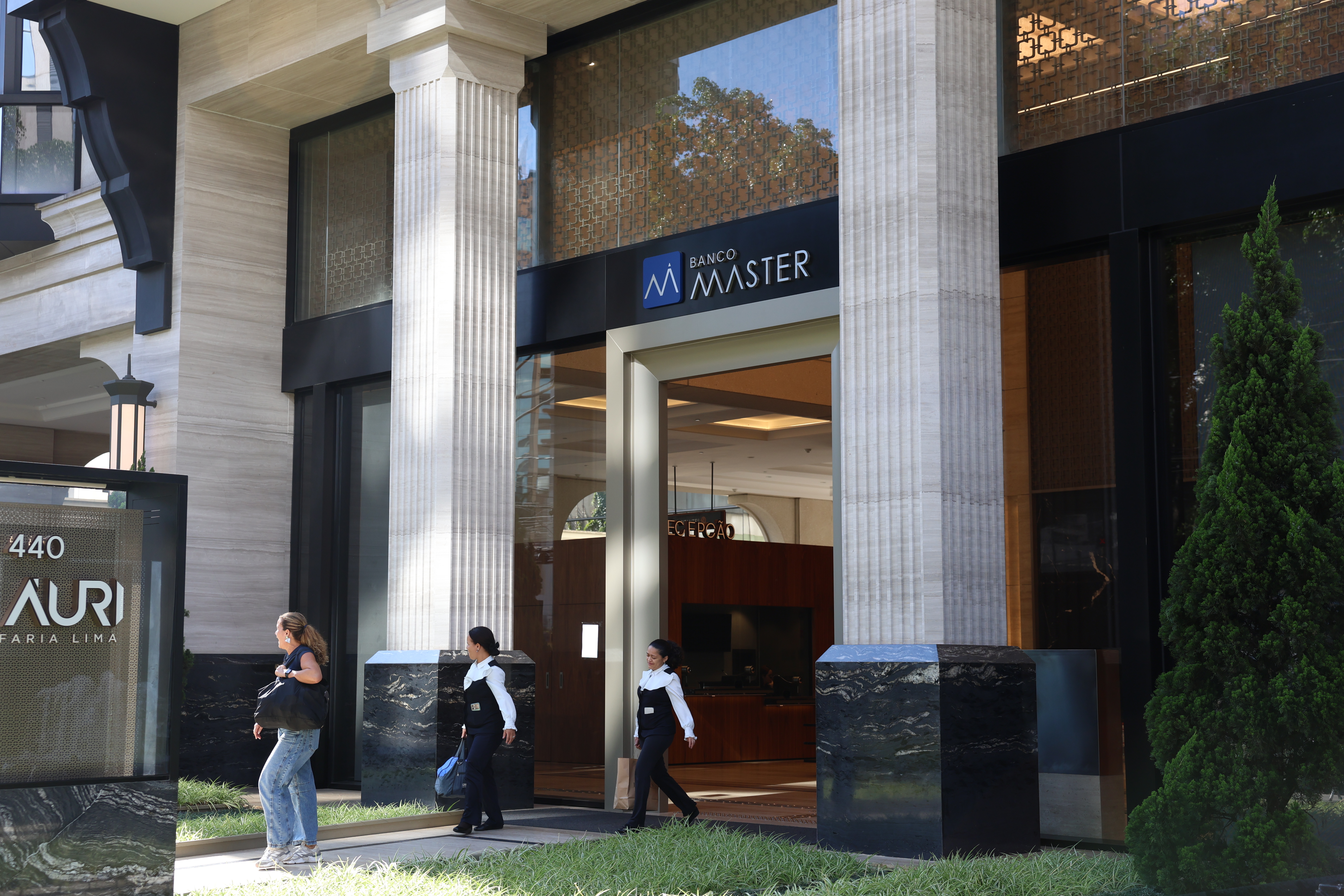 Imagem de Banco Master teria articulado criação de conglomerado de mídia com apoio de influenciadores, diz publicitário