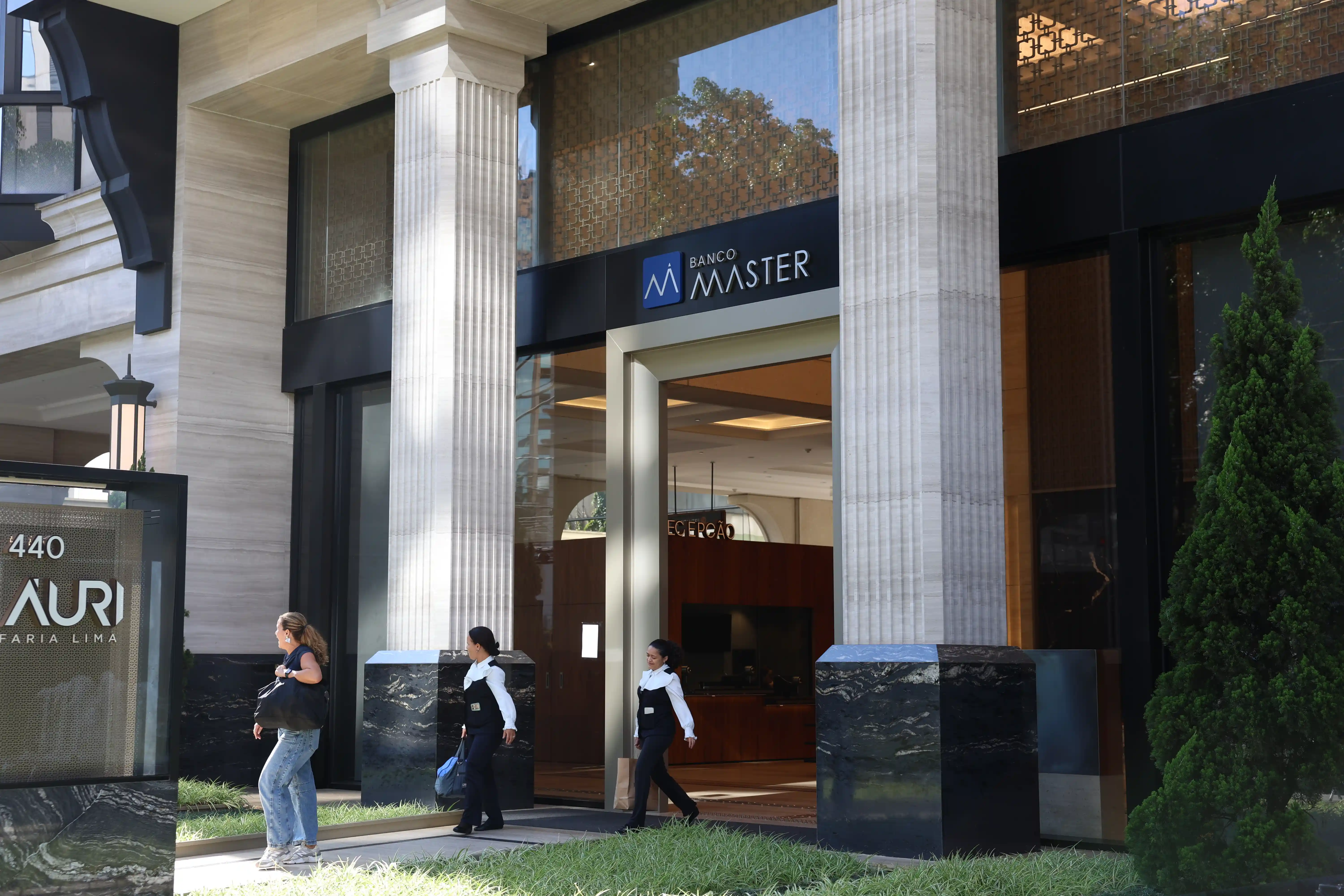 Imagem de Banco Master teria articulado criação de conglomerado de mídia com apoio de influenciadores, diz publicitário
