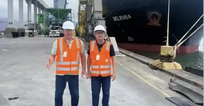 Imagem de Navio iraniano sancionado pelos EUA atraca em Santa Catarina com 60 mil toneladas de ureia