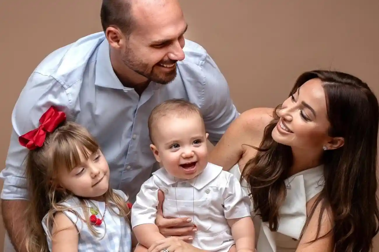 Imagem de Governo Trump também concedeu green card a esposa e filhos de Eduardo Bolsonaro