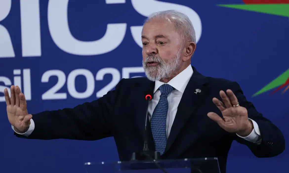 Imagem de Lula recua e diz que frase sobre traficantes foi “mal colocada”