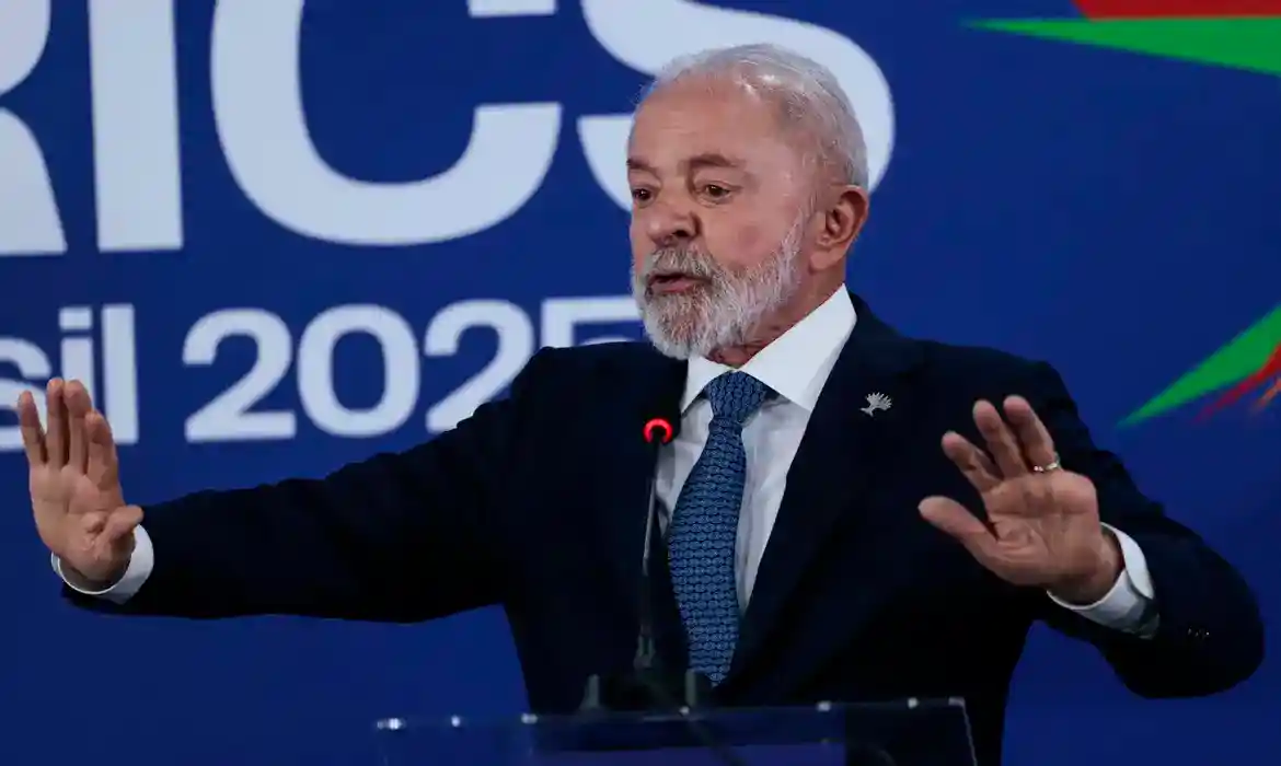 Imagem de Lula recua e diz que frase sobre traficantes foi “mal colocada”
