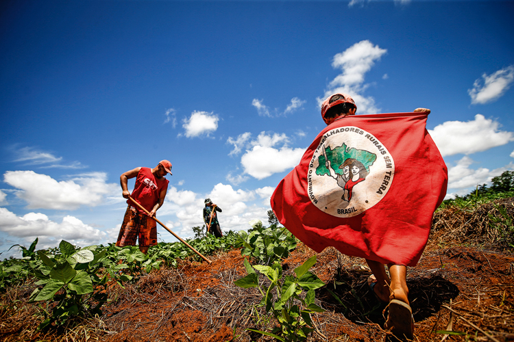 Imagem de Líder do MST chama Lula 3 de pior mandato para reforma agrária