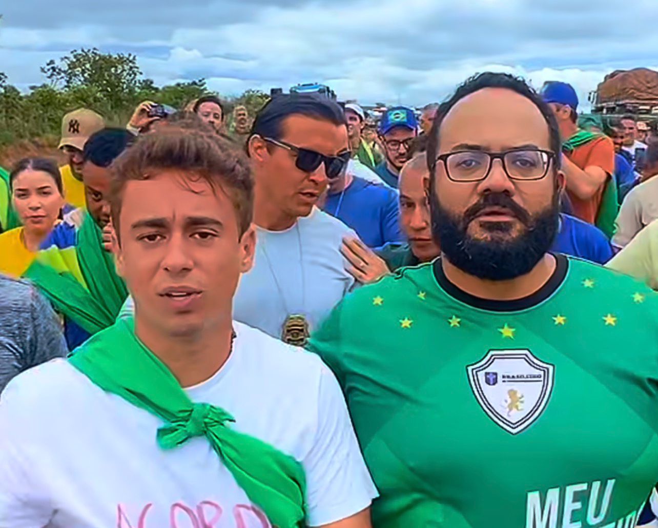 Imagem de Nikolas Ferreira pode receber maior honraria da Bahia após proposta de Leandro de Jesus