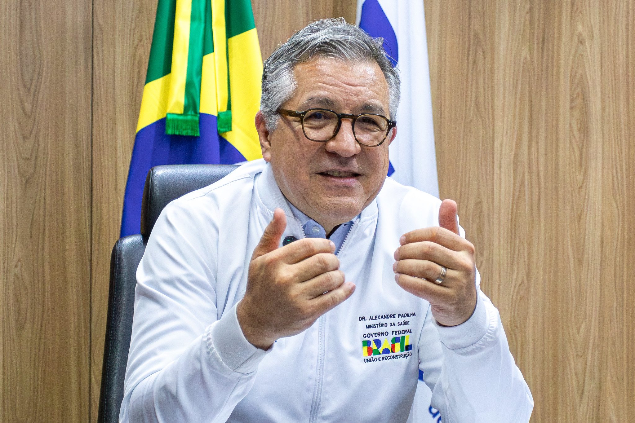 Imagem de PF investiga mensagens sobre uso de Padilha para facilitar negócios no governo