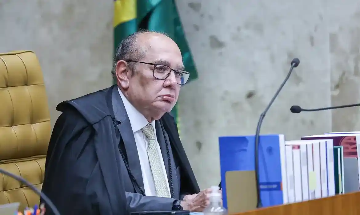 Imagem de “Assumam que estão ferrados”: mensagens revelam confronto entre Gilmar Mendes e Kassio Nunes