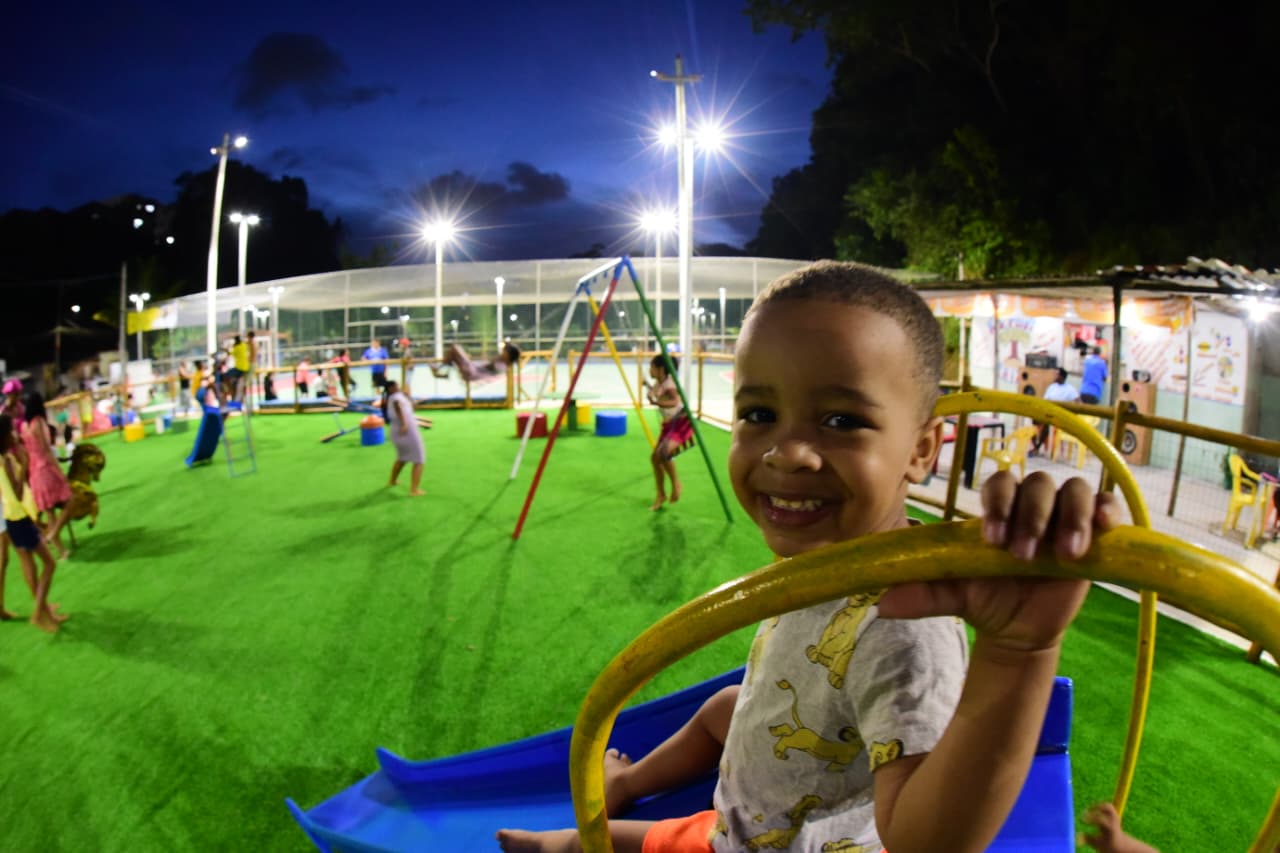 Imagem de Prefeitura entrega praça na Fazenda Grande II e amplia rede de espaços públicos de lazer