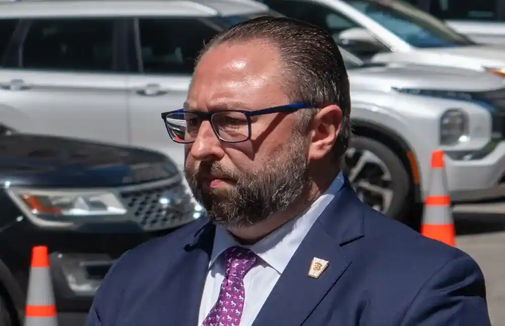 Imagem de Aliado de Trump chama Moraes de “ameaça à democracia” em julgamento de Bolsonaro