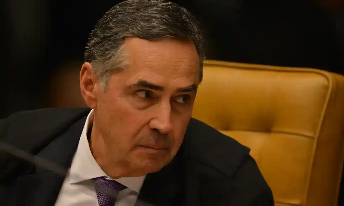 Imagem de Barroso pode antecipar aposentadoria e deixar o STF antes de 2033