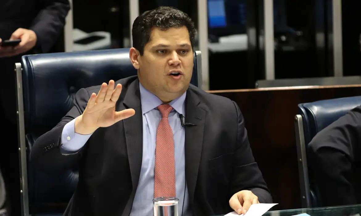 Imagem de Alcolumbre reúne cúpula do Judiciário e destaca presença de Pacheco, cotado para o STF