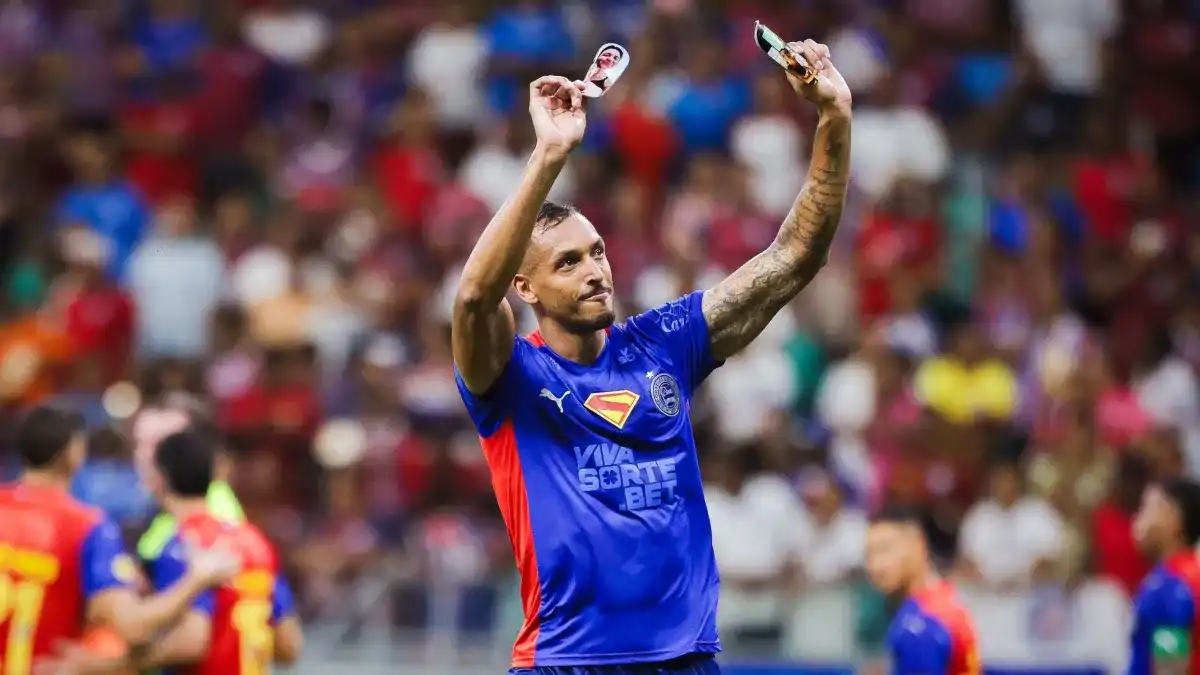 Imagem de Bahia atropela Grêmio por 4 a 0 e consolida posição no G-6 do Brasileirão