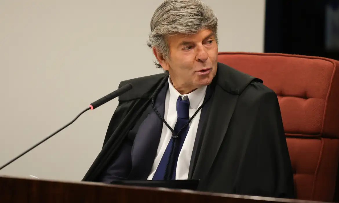 Imagem de Fux vota por absolver Bolsonaro e aponta “impossibilidade de punir autogolpe”