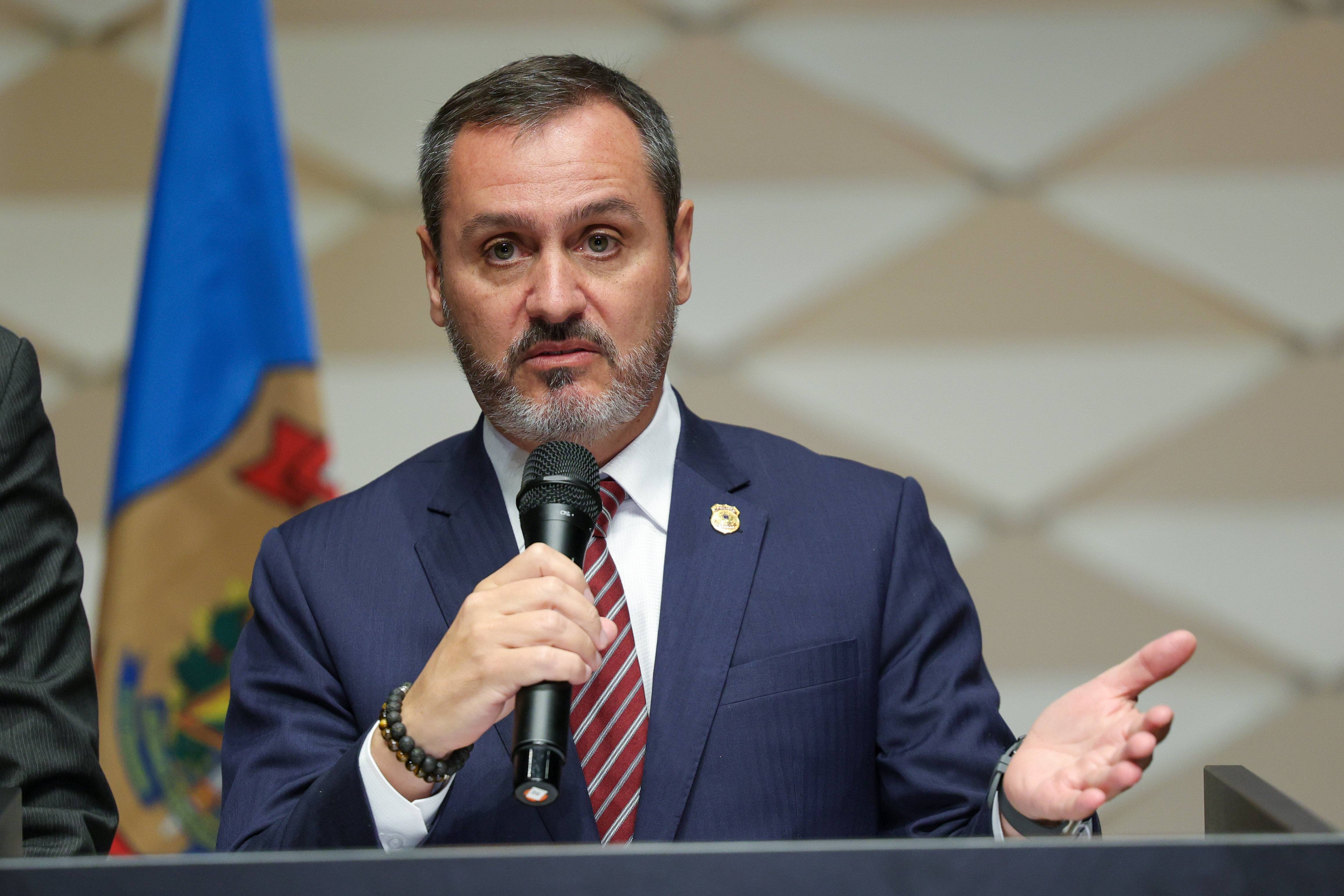 Imagem de Diretor-geral da PF diz que retirou credenciais de policial dos EUA por reciprocidade