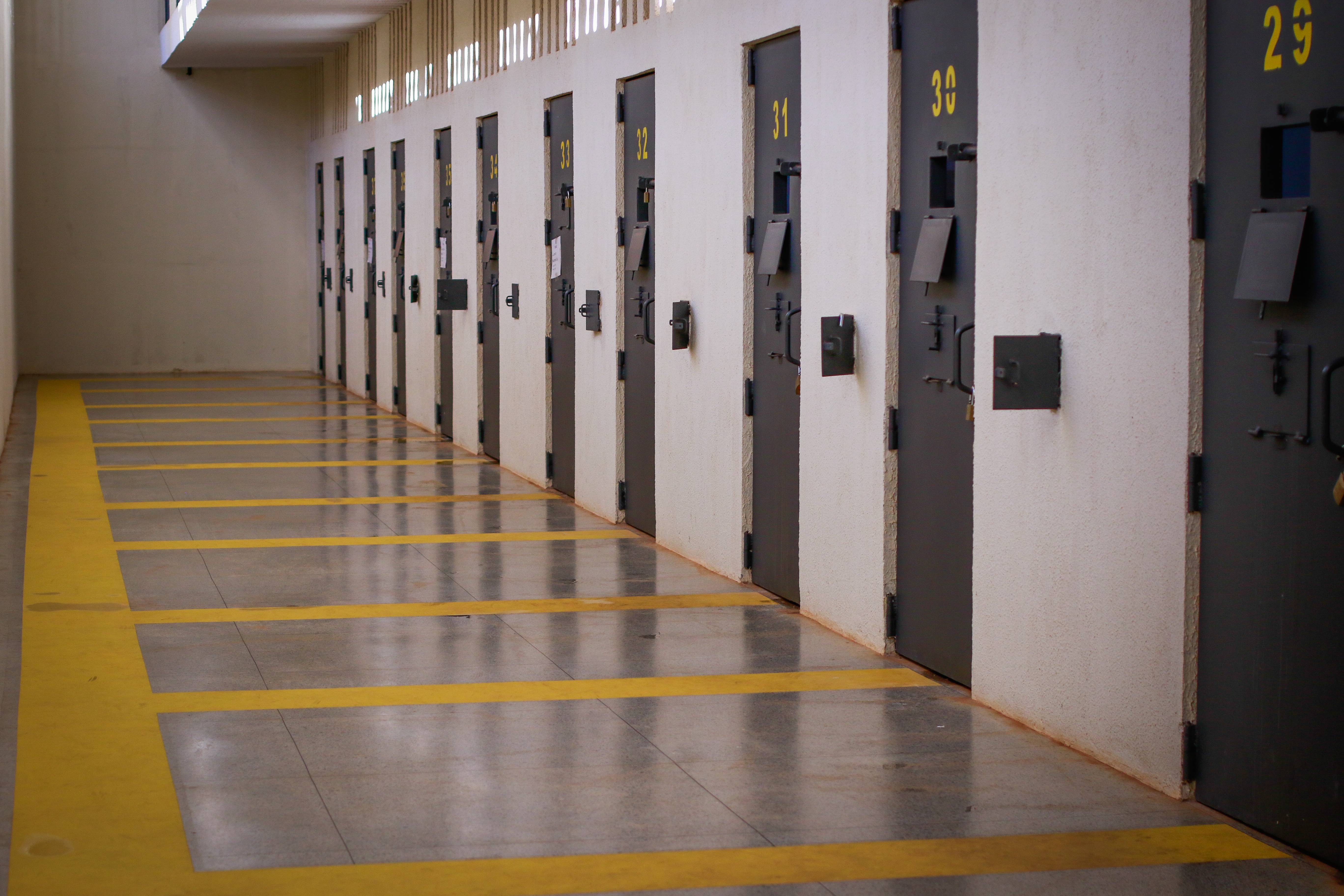 Imagem de Custo por preso em penitenciárias federais bate recorde e supera R$ 46 mil por ano