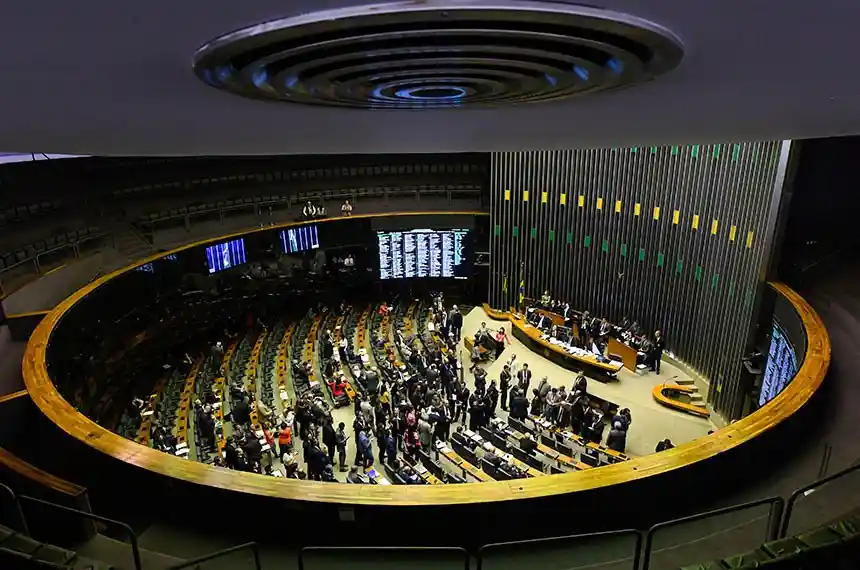 Imagem de Congresso aprova exame obrigatório para médicos e condiciona registro profissional ao Enamed
