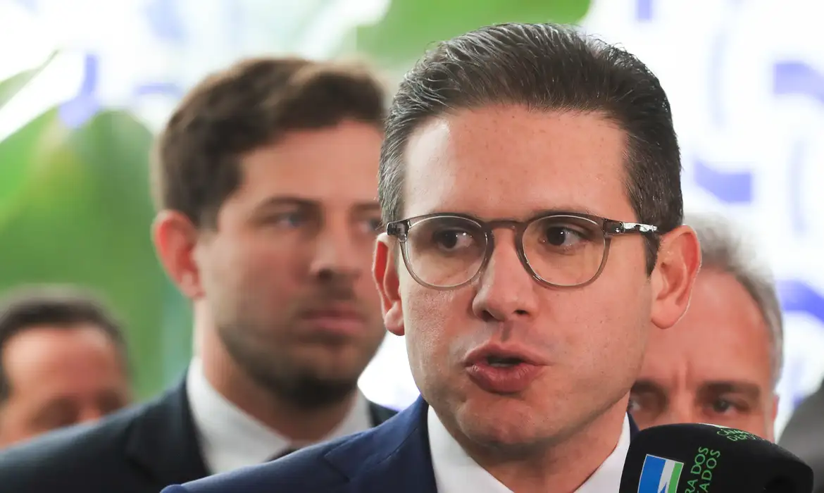 Imagem de Hugo Motta e ministro da Justiça participam de encontro sobre segurança pública em Brasília