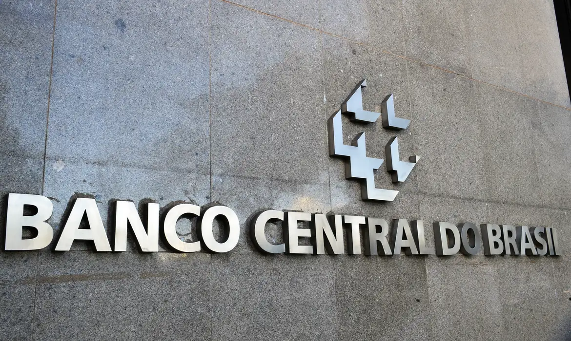Imagem de Mercado eleva projeção da inflação e prevê IPCA acima da meta em 2026