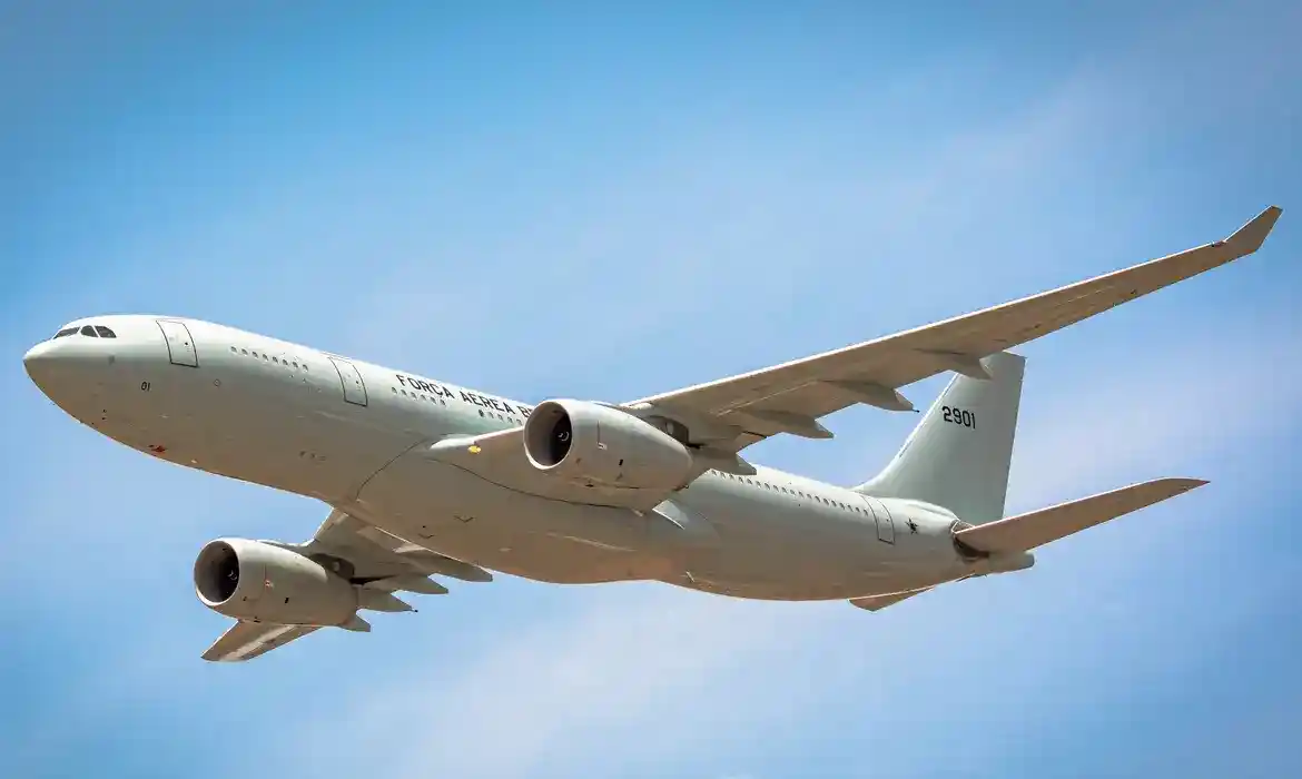 Imagem de Governo libera R$ 8 bilhões para companhias aéreas em meio à alta do combustível