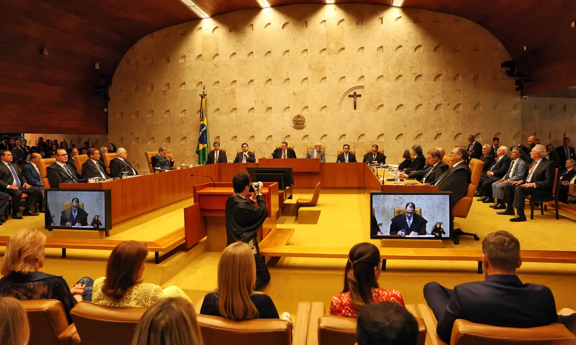 Imagem de Parentes de ministros do STF atuam em quase 2 mil processos nos tribunais superiores