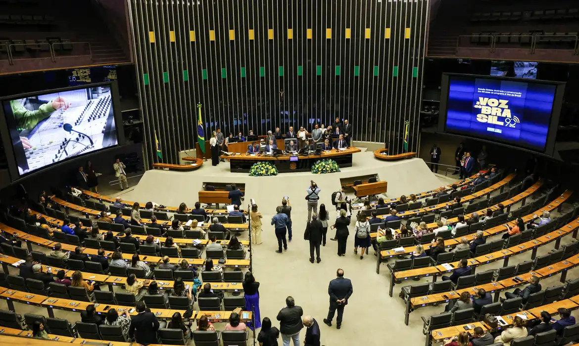 Imagem de Congresso analisa vetos de Lula à LDO e discute liberação de recursos para municípios inadimplentes