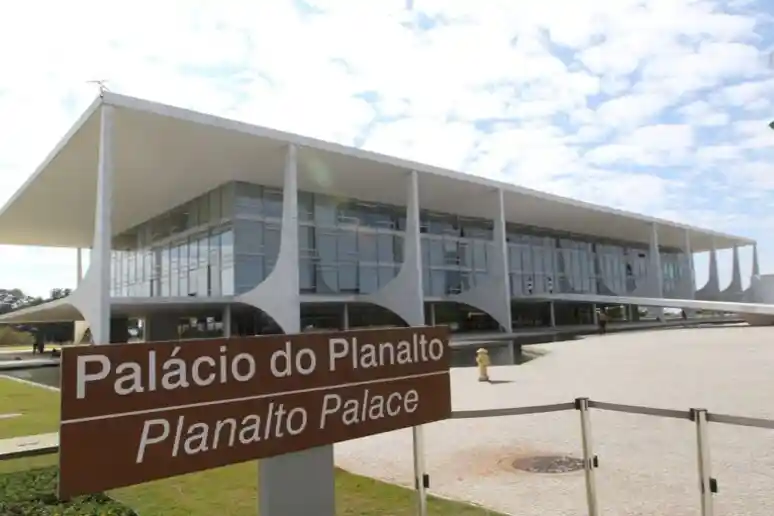 Imagem de Secom afirma à Câmara que campanha sobre fim da escala 6×1 atende a interesse social