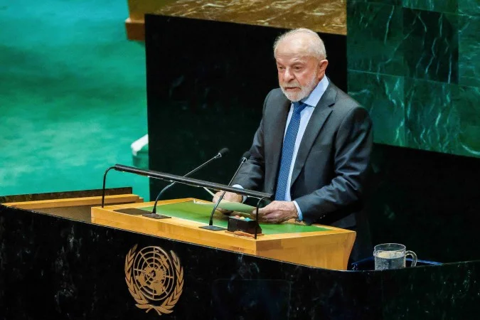 Imagem de Lula culpa esquerda por avanço da direita e critica relação com sociedade civil