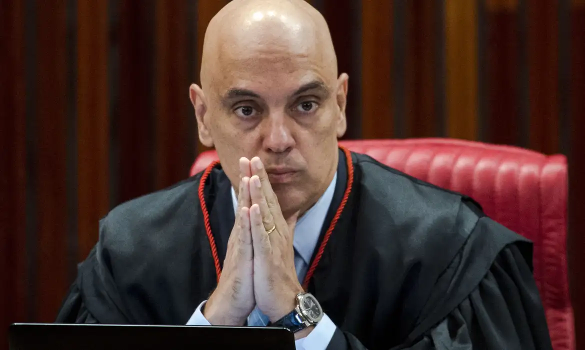 Imagem de “Não existe possibilidade de recuar um milímetro”, diz Moraes ao Washington Post
