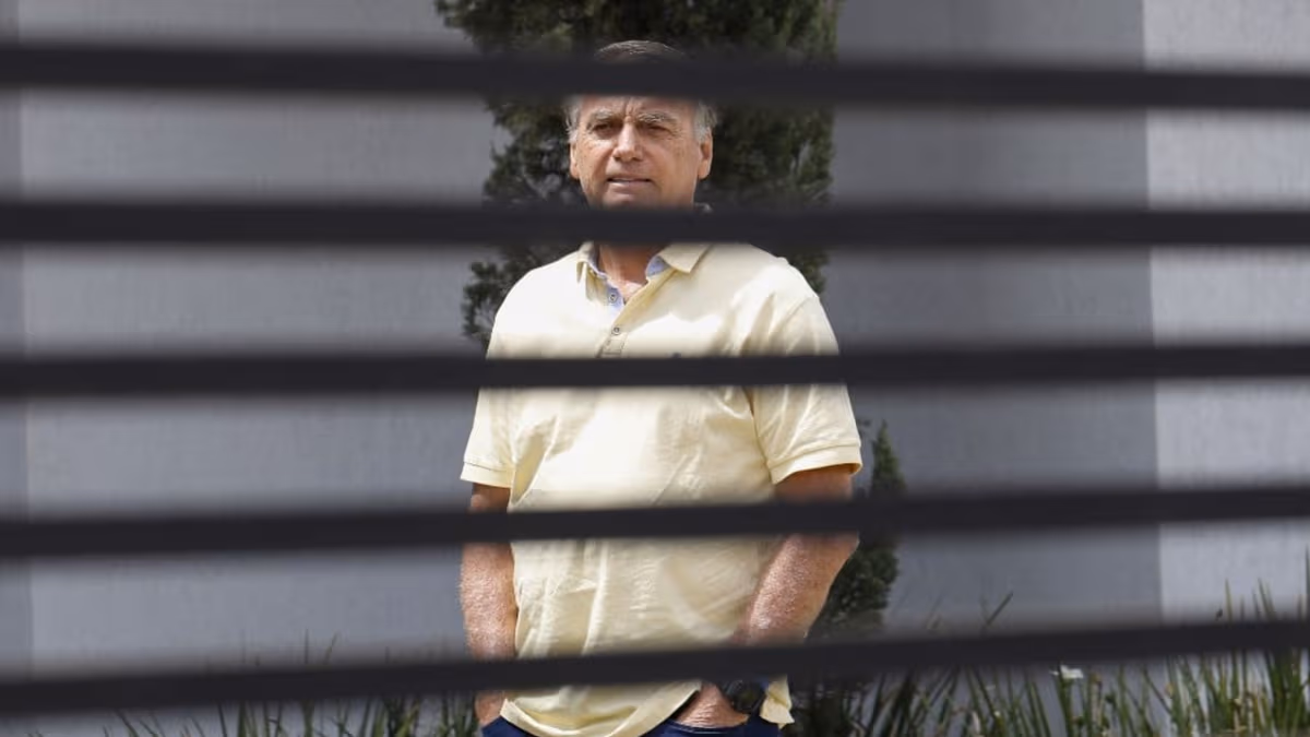Imagem de Bolsonaro pede autorização ao STF para realizar exames médicos em Brasília