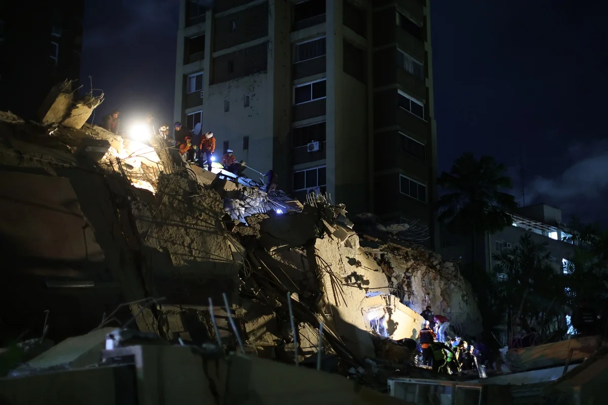 Imagem de Venezuela confirma 32 mortes após terremotos e amplia operação de resgate