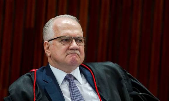 Imagem de Fachin admite falta de consenso no STF sobre fiscalização de Código de Ética