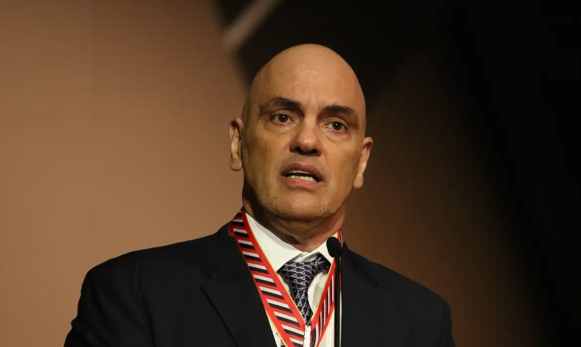 Imagem de Moraes rejeita recurso da defesa e mantém condenação de Bolsonaro no caso da “trama golpista”
