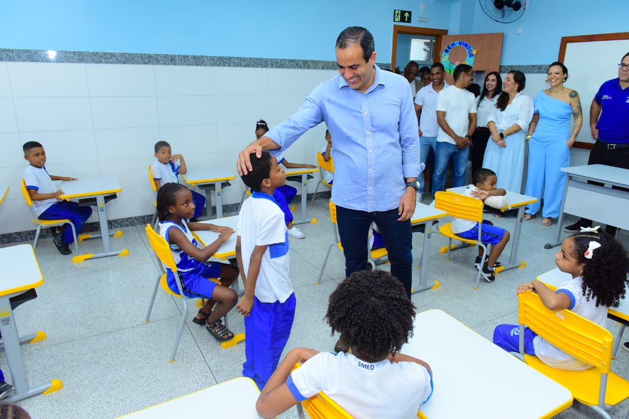 Imagem de Cosme de Farias ganha nova escola reconstruída pela Prefeitura com 400 vagas para Educação Infantil e Fundamental I