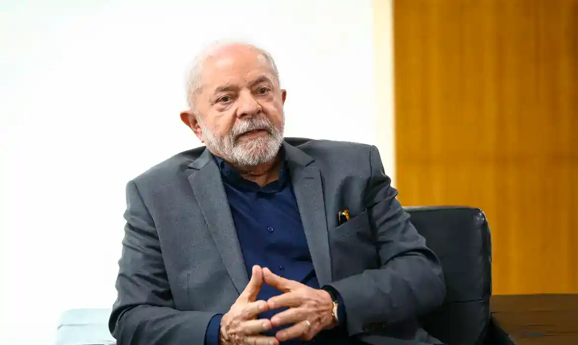 Imagem de Reprovação ao governo Lula permanece alta