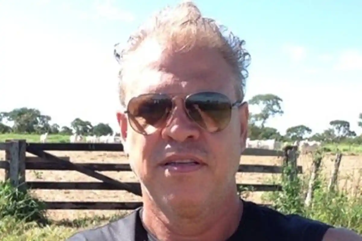 Imagem de Ex-diretor do Banco Master vira alvo de ação após inadimplência em financiamento de Porsche