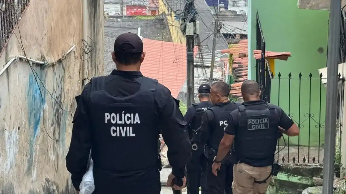 Imagem de Polícia Civil deflagra operação contra o Comando Vermelho na Bahia e no Ceará
