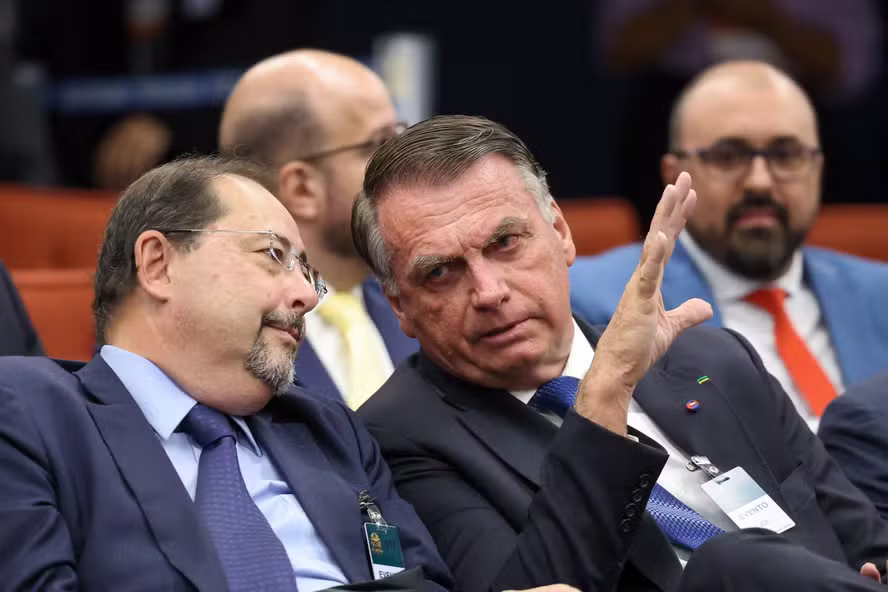 Imagem de Defesa de Bolsonaro promete argumentos jurídicos sólidos no julgamento do STF