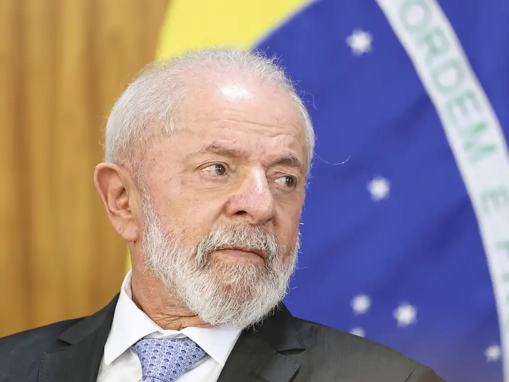 Imagem de Popularidade de Lula segue baixa e embate com Trump não melhora avaliação do governo