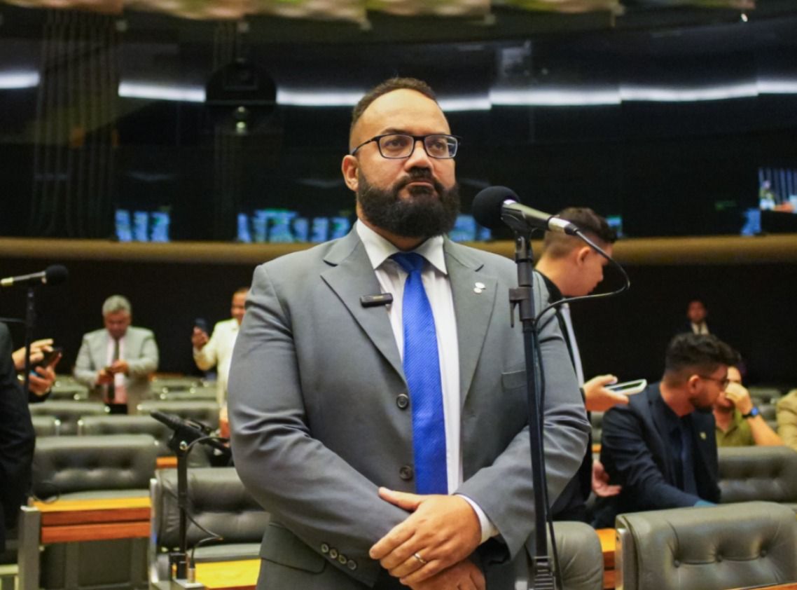 Imagem de Após ação de Leandro de Jesus, Justiça dá prazo para Jerônimo Rodrigues se manifestar sobre empréstimos pedidos à Assembleia