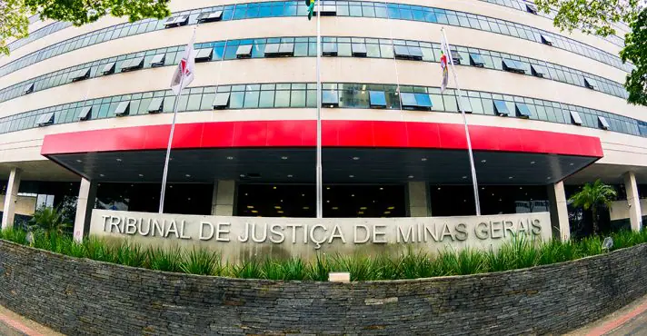 Imagem de Juízes afastados em Minas recebem R$ 1,5 milhão em benefícios extras mesmo sob investigação