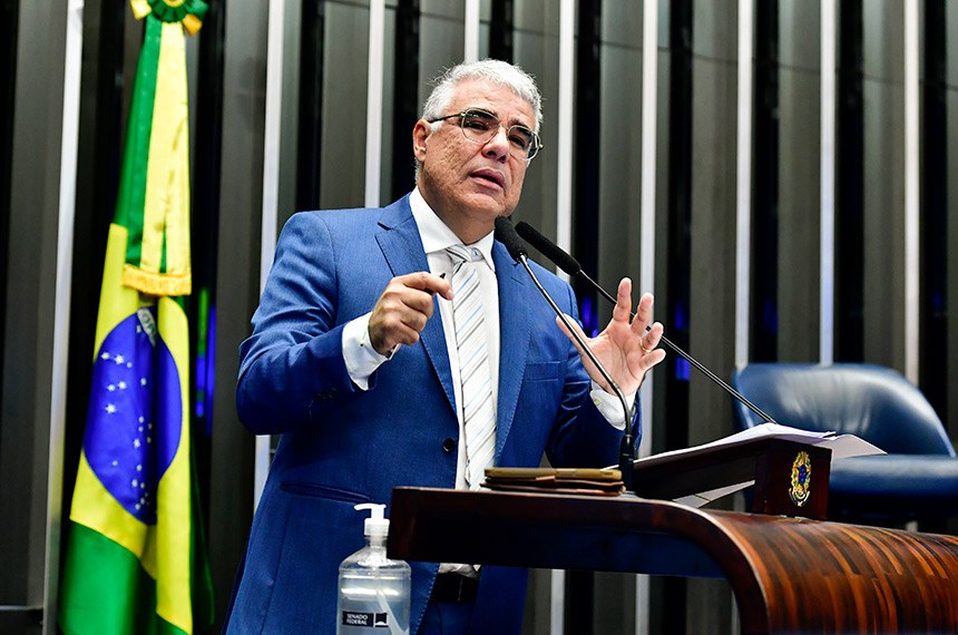 Imagem de Girão admite erro e pede desculpas por voto em lei da misoginia'